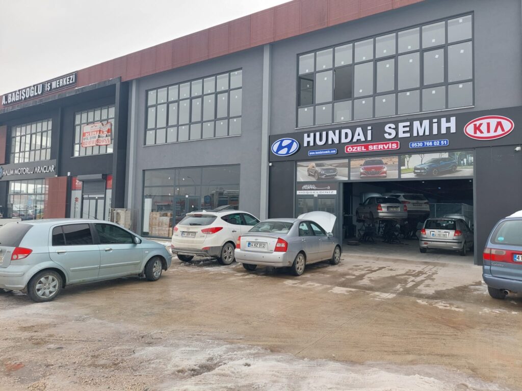 Hyundai Semih Slider5